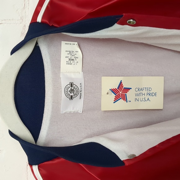 Vintage Budweiser Men's Varsity Snap Button Jacket. - Picture 4 of 10